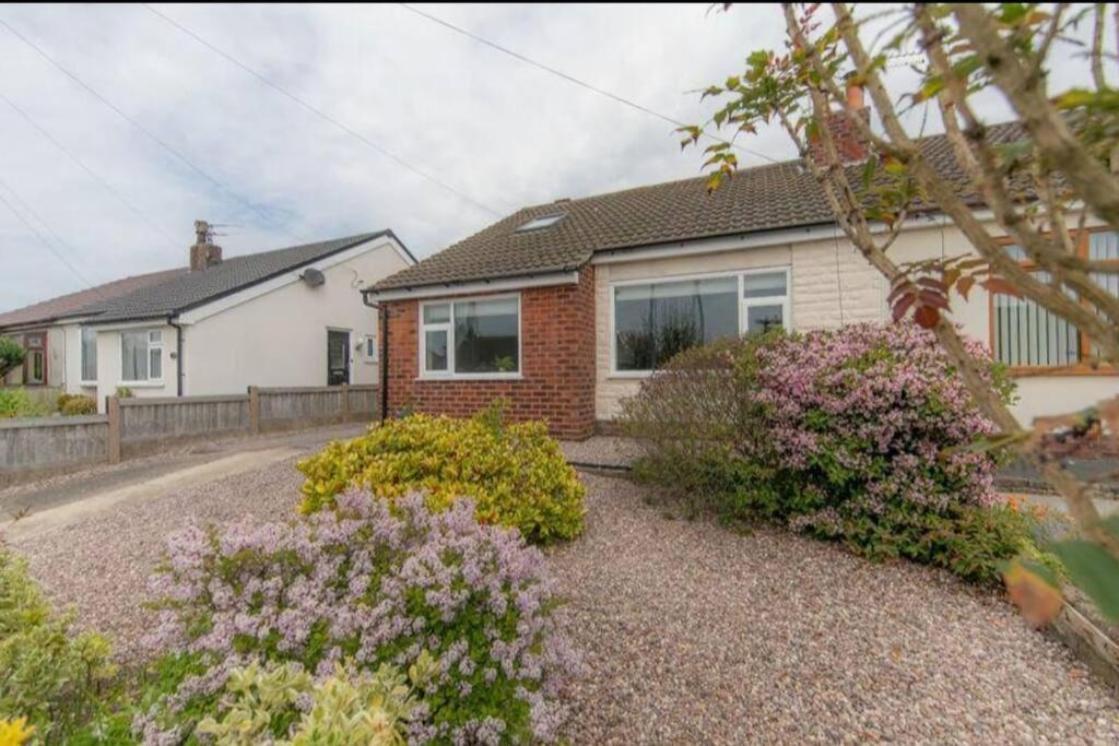 Recently Refurbished Home. Holiday home *